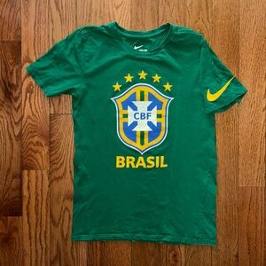 Brazil Big Logo Nike T-Shirt Size Small